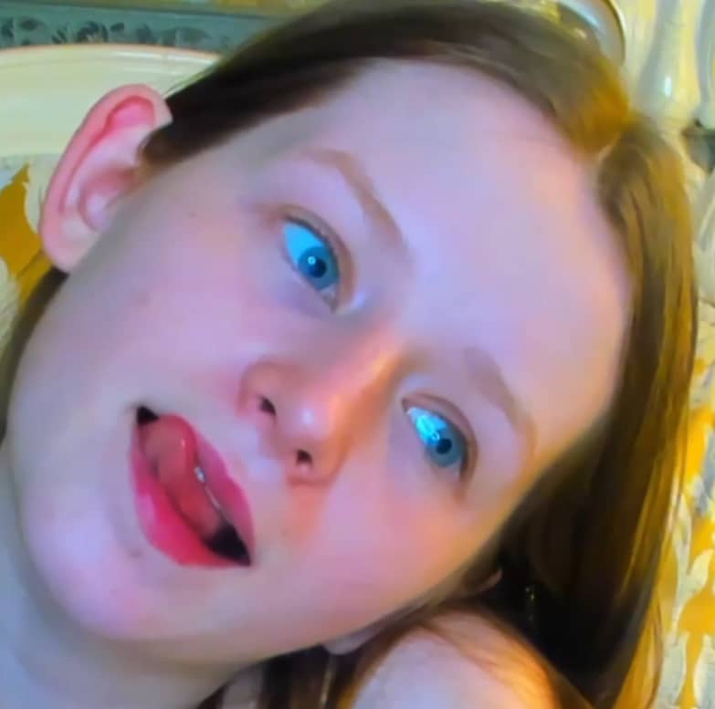Top Girl of the Week : Toxl